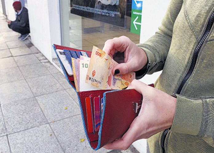 Impuesto PAIS: AFIP activa la devolución de percepciones del dólar tarjeta y ahorro Impuesto PAIS: AFIP activa la devolución de percepciones del dólar tarjeta y ahorro