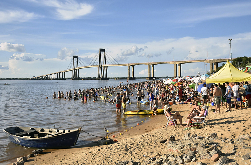 Corrientes abre oficialmente la temporada más larga de playa Corrientes abre oficialmente la temporada más larga de playa