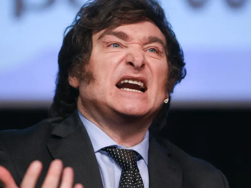 De Miley a ‘Algunaley’ De Miley a ‘Algunaley’