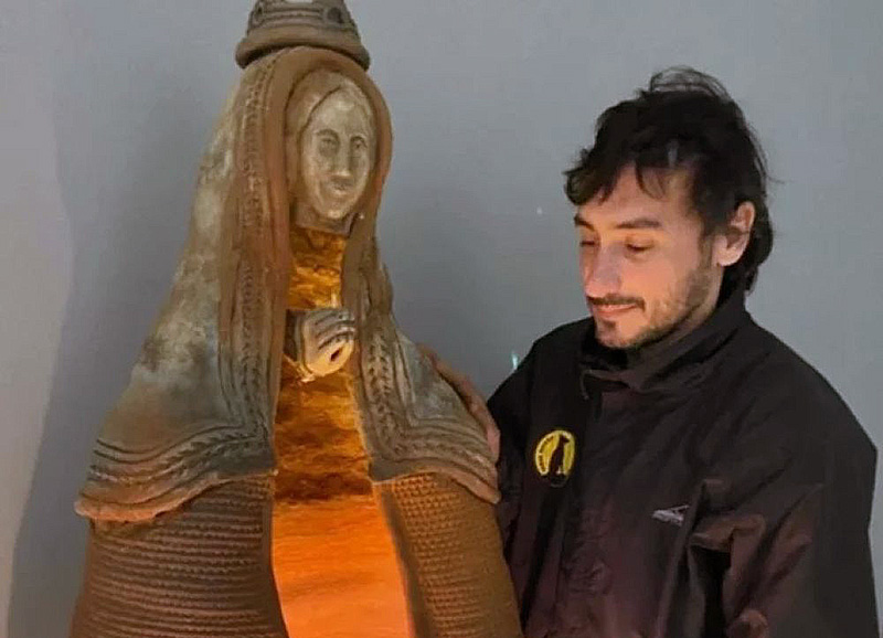 Feria A362: exhiben la Virgen de Itatí de barro que fue premiada en Recoleta Feria A362: exhiben la Virgen de Itatí de barro que fue premiada en Recoleta