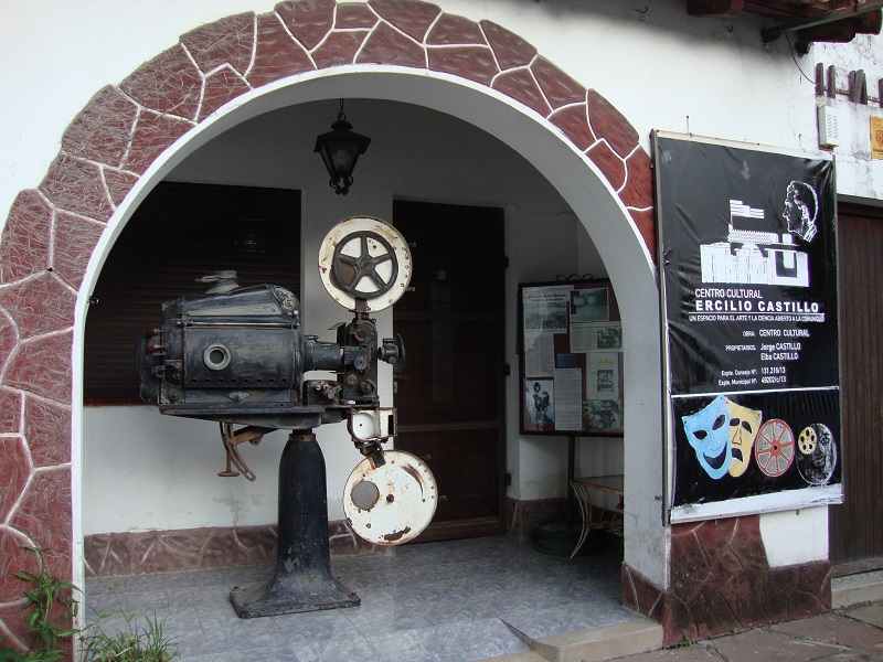 Cine en el Centro Cultural Ercilio Castillo: proyectan “Marina” y “Billy Elliot” Cine en el Centro Cultural Ercilio Castillo: proyectan “Marina” y “Billy Elliot”