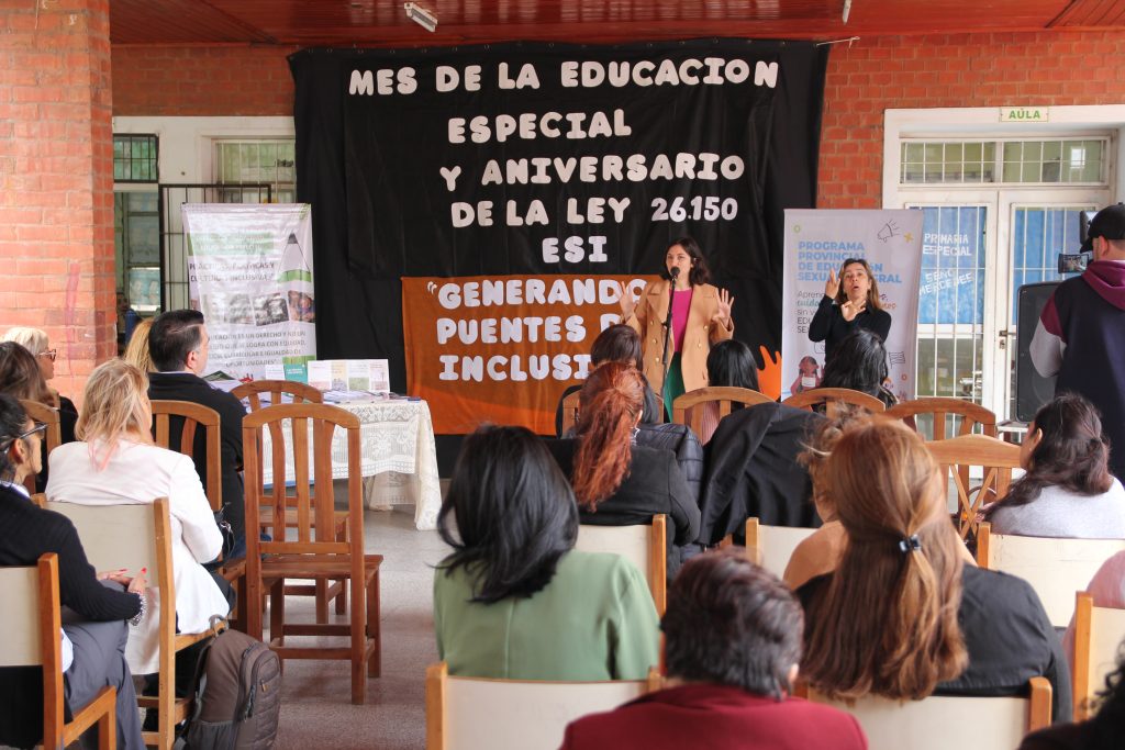 Educación presentó material sobre Derechos Humanos, Géneros y ESI que llegará a las escuelas