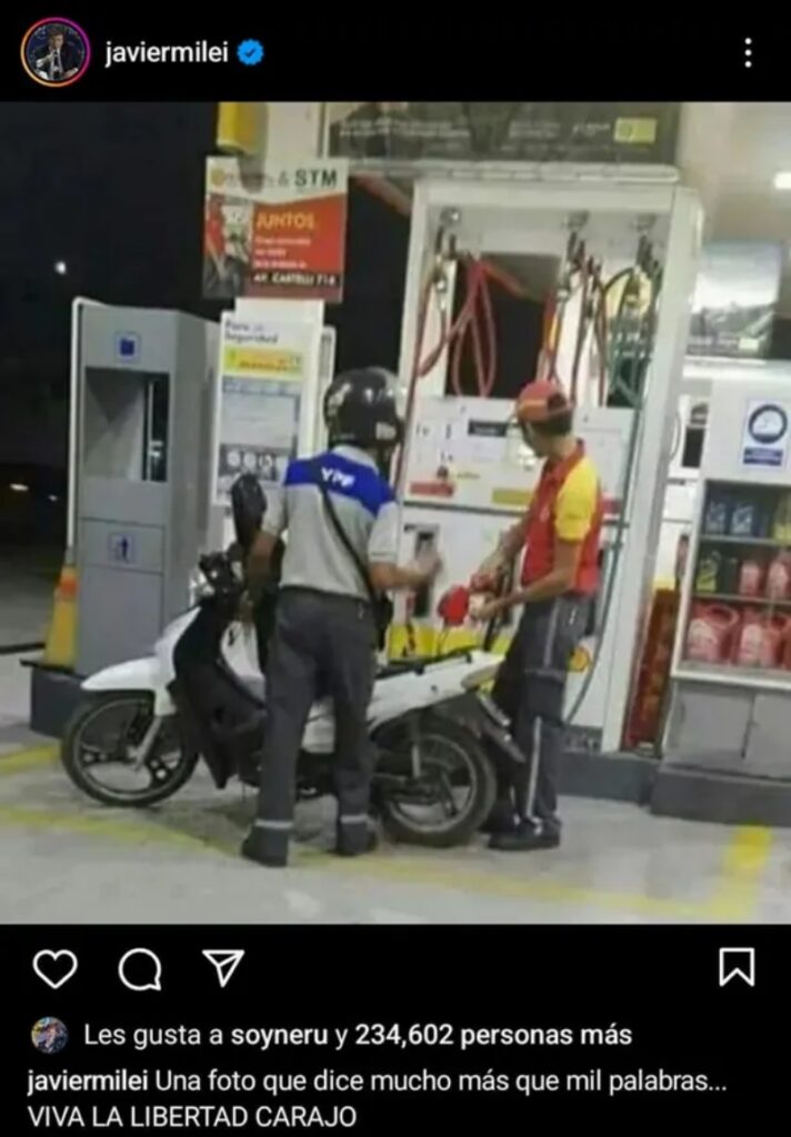 Milei publicó una fake news con una foto de 2016 y respondió el protagonista: “El playero de la Shell soy yo, hoy egresado de la UNNE gracias a la educación pública”