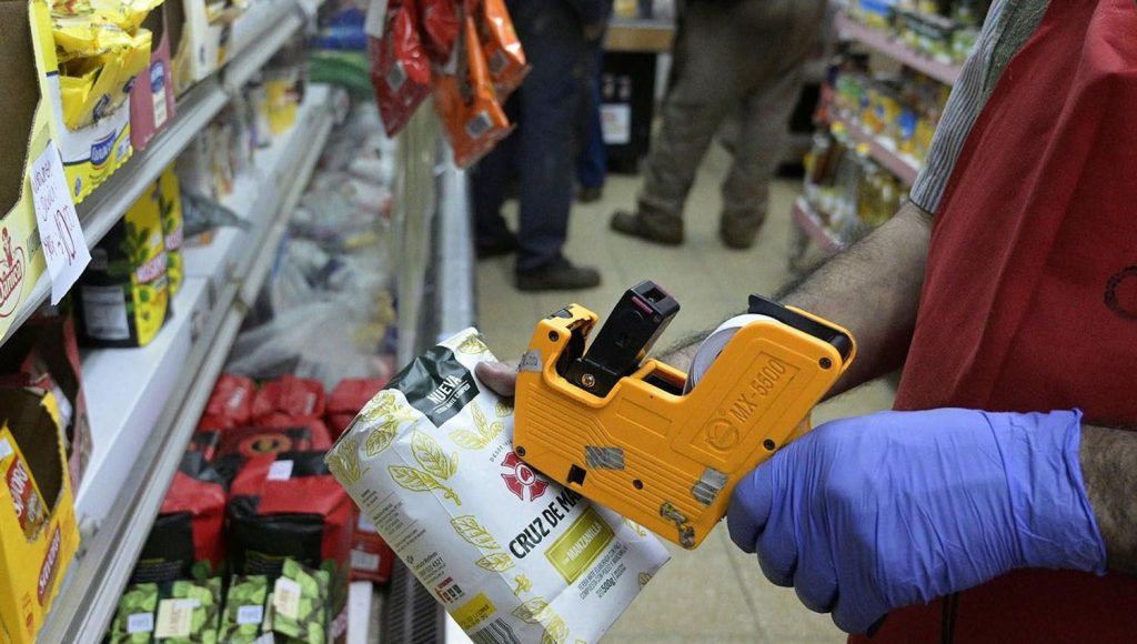 Inflación: canasta de consumo masivo subió 16% en la última semana