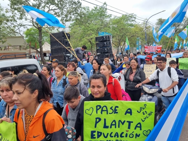 La Justicia revocó la medida cautelar contra los decretos por los pases a planta en el Chaco La Justicia revocó la medida cautelar contra los decretos por los pases a planta en el Chaco