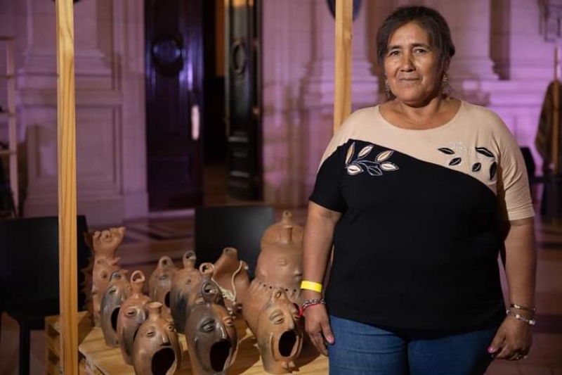 La artesana moqoit Elida Salteño recibió el premio a la trayectoria del Fondo Nacional de las Artes La artesana moqoit Elida Salteño recibió el premio a la trayectoria del Fondo Nacional de las Artes