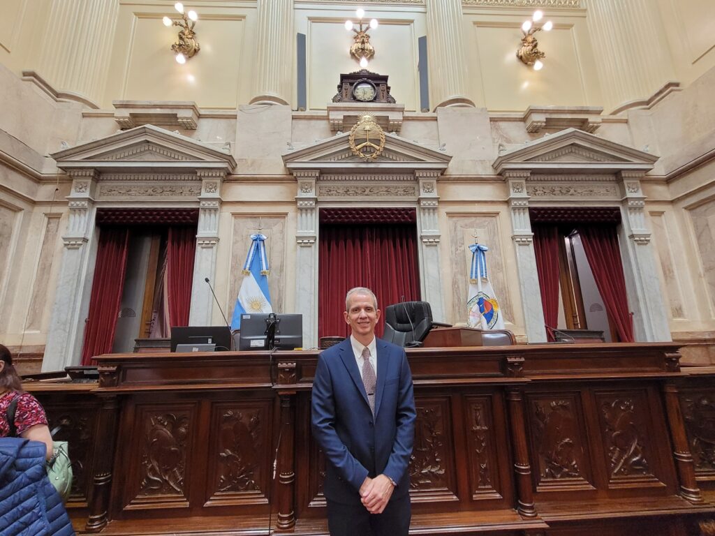 El Senado de la Nación otorgó una Mención de Honor a un investigador de la UNNE