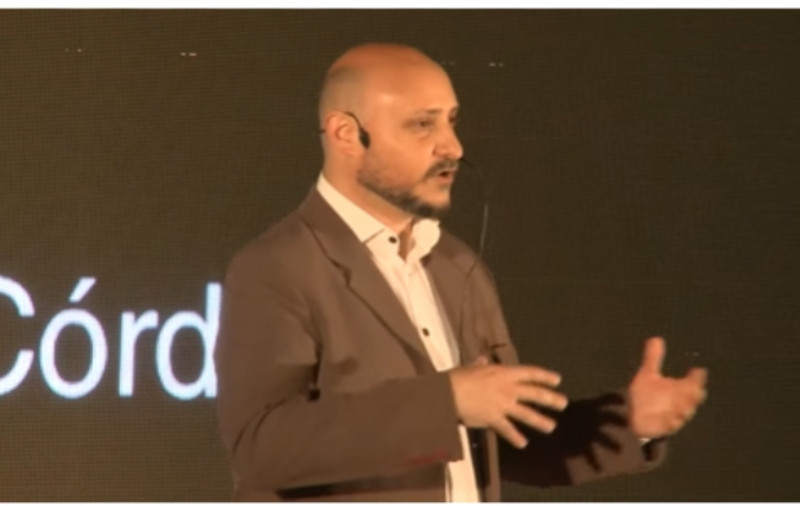 Inteligencia Artificial: analizan la pregunta como clave para arribar al conocimiento en una conferencia en Derecho Inteligencia Artificial: analizan la pregunta como clave para arribar al conocimiento en una conferencia en Derecho