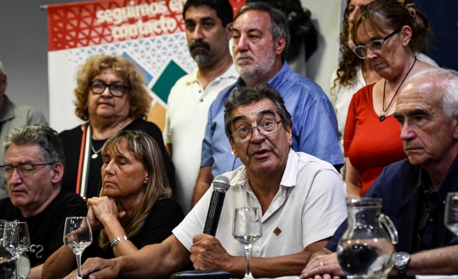 La Justicia tratará el amparo colectivo contra el DNU de desregulación económica La Justicia tratará el amparo colectivo contra el DNU de desregulación económica