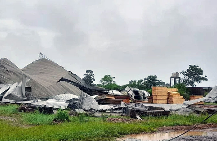 Corrientes: estiman que son más de 300 las casas dañadas por el temporal en Bella Vista Corrientes: estiman que son más de 300 las casas dañadas por el temporal en Bella Vista
