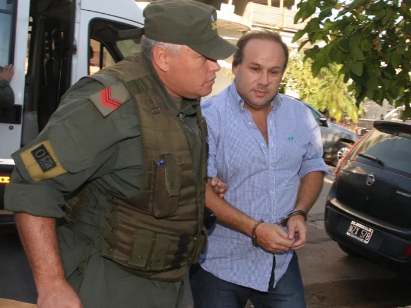 Revocan sobreseimiento por evasión fiscal de presunto testaferro de Jacinto Sampayo Revocan sobreseimiento por evasión fiscal de presunto testaferro de Jacinto Sampayo