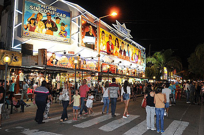 Carlos Paz tiene un 70% de reservas para el fin de semana largo Carlos Paz tiene un 70% de reservas para el fin de semana largo