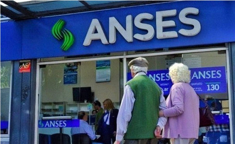 Las jubilaciones y asignaciones de ANSES subirán 2,4% en abril Las jubilaciones y asignaciones de ANSES subirán 2,4% en abril
