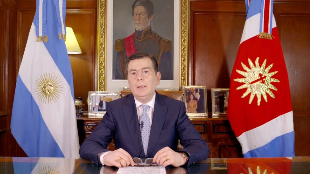 Santiago del Estero: el gobernador Zamora anunció un aumento salarial del 60% y dos bonos