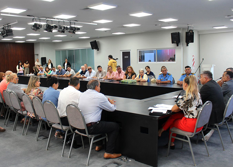 El Gobierno provincial articula acciones con los Foros de Seguridad del Área Metropolitana El Gobierno provincial articula acciones con los Foros de Seguridad del Área Metropolitana