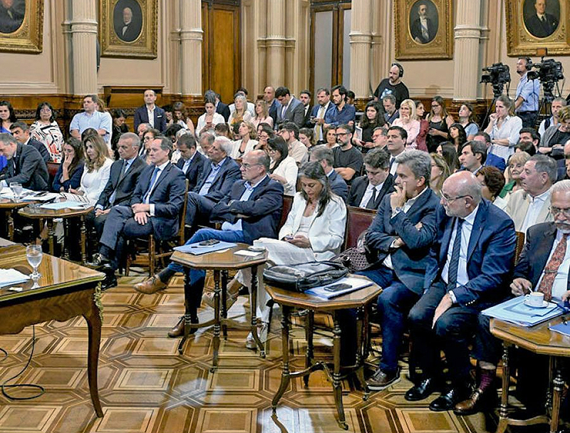 Congreso: arranca la Bicameral y el oficialismo buscará estirar los tiempos para tratar el mega DNU Congreso: arranca la Bicameral y el oficialismo buscará estirar los tiempos para tratar el mega DNU