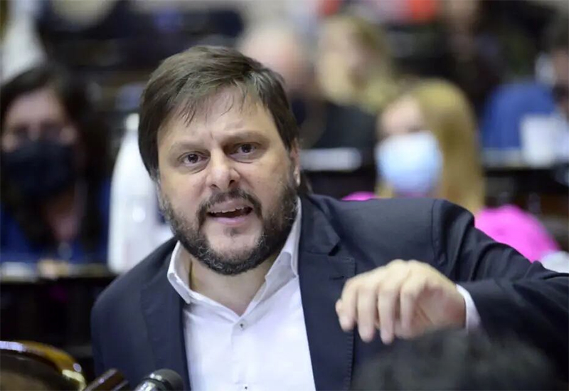 Santoro: “Es una derrota política del Gobierno y papelón histórico” Santoro: “Es una derrota política del Gobierno y papelón histórico”