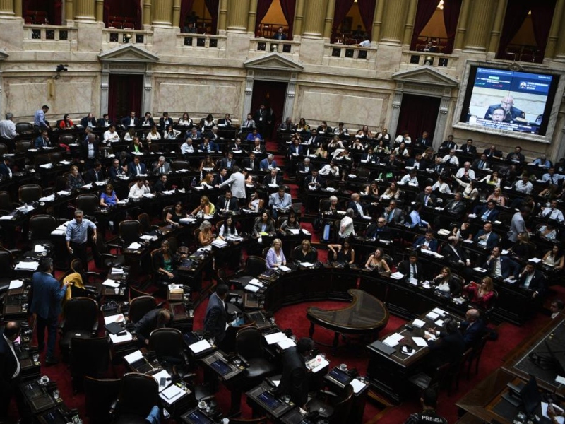 Diputados comenzó el tercer día de debate en el recinto del proyecto de ley “Bases” Diputados comenzó el tercer día de debate en el recinto del proyecto de ley “Bases”