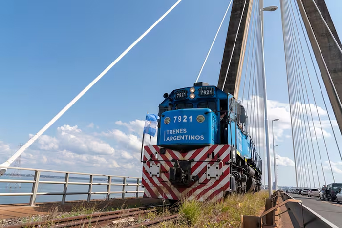 Corrientes recibe fondos para recuperar la Línea del Ferrocarril Urquiza Corrientes recibe fondos para recuperar la Línea del Ferrocarril Urquiza