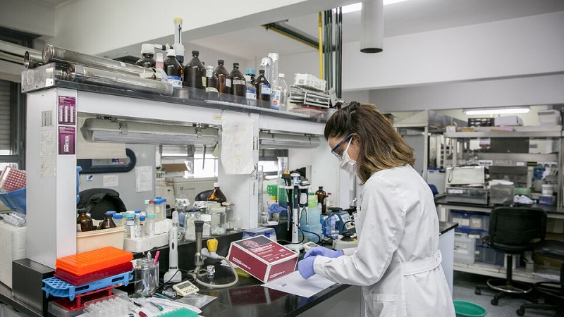 Se abre la convocatoria para la tercera edición del Premio “Científicas Que Cuentan” Se abre la convocatoria para la tercera edición del Premio “Científicas Que Cuentan”