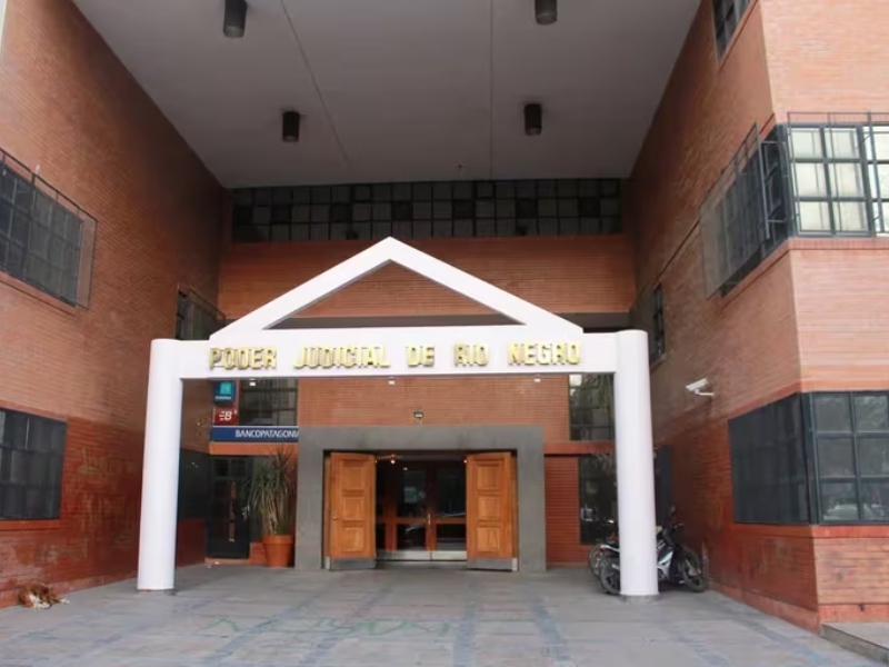 La justicia admitió el cambio de nombre de una joven porque le hacían bullying en el colegio La justicia admitió el cambio de nombre de una joven porque le hacían bullying en el colegio