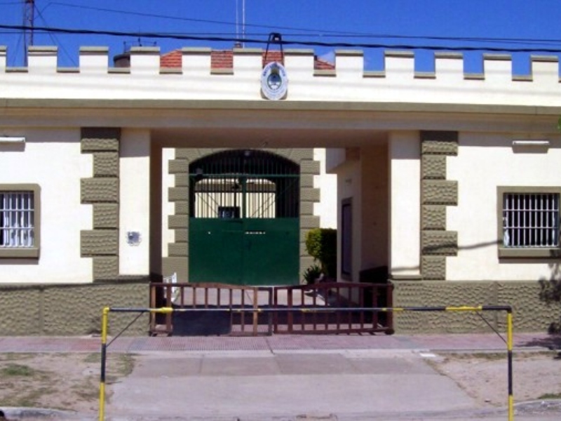 Será obligatorio que los presos realicen tareas de mantenimiento en las cárceles Será obligatorio que los presos realicen tareas de mantenimiento en las cárceles