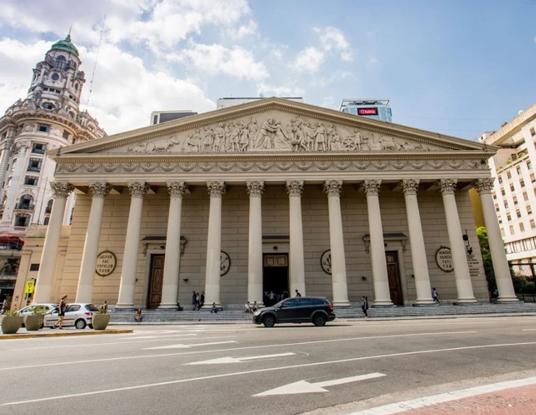 Rechazan un pedido de apostasía y supresión de datos personales contra el Arzobispado Rechazan un pedido de apostasía y supresión de datos personales contra el Arzobispado