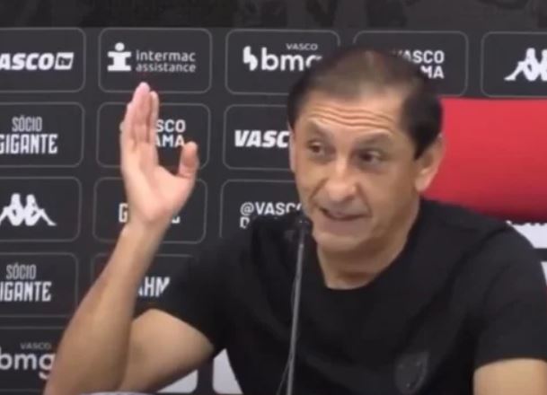 Polémica frase de Ramón Díaz: “Que el VAR lo tenga que decidir una mujer es bastante complicado” Polémica frase de Ramón Díaz: “Que el VAR lo tenga que decidir una mujer es bastante complicado”