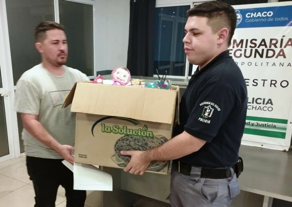 Intentó robarse los regalos de cumpleaños de una niña, pero no lo logró