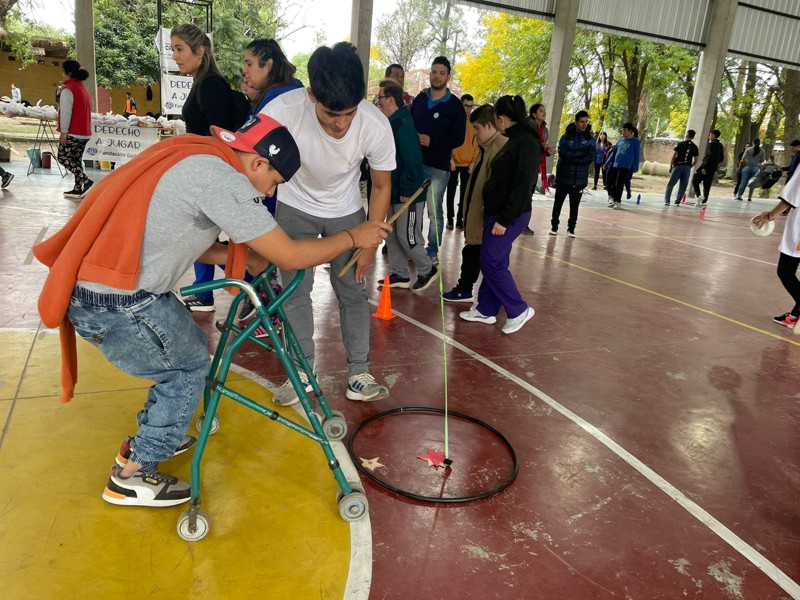 Más de 320 chicos participaron del Encuentro Recreativo y Deportivo Inclusivo en CUNE Más de 320 chicos participaron del Encuentro Recreativo y Deportivo Inclusivo en CUNE