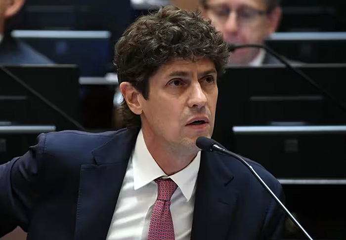 Martín Lousteau exigió tres cambios en la Ley Bases y el paquete fiscal Martín Lousteau exigió tres cambios en la Ley Bases y el paquete fiscal