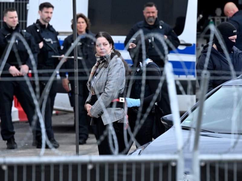 Empezó el juicio en Alemania a una célula sospechosa de planear un golpe de Estado Empezó el juicio en Alemania a una célula sospechosa de planear un golpe de Estado