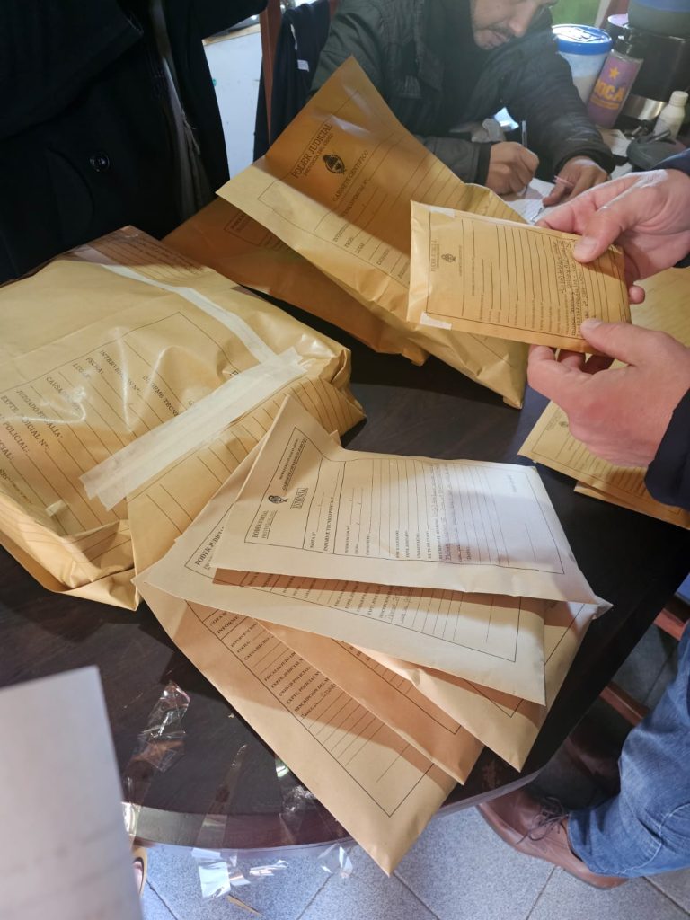 Allanaron una vivienda por distribución de imágenes de abuso sexual infantil