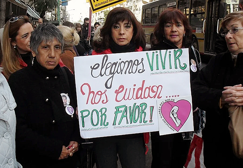 Denuncian que el Ministerio de Justicia echó al equipo que trabajaba con víctimas Denuncian que el Ministerio de Justicia echó al equipo que trabajaba con víctimas