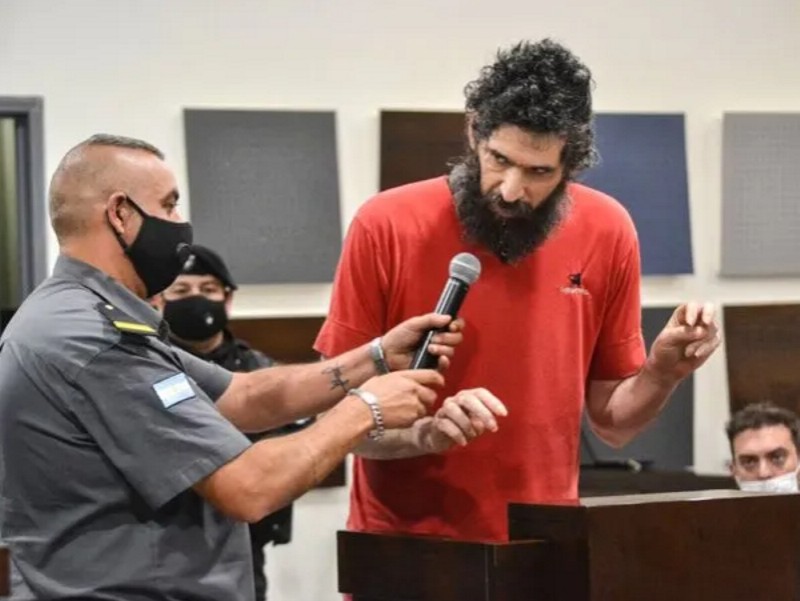 Murió Gilad Gil Pereg, el “hombre gato” que asesinó a su madre y a su tía en Mendoza Murió Gilad Gil Pereg, el “hombre gato” que asesinó a su madre y a su tía en Mendoza