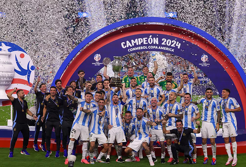 La Scaloneta lo hizo: Argentina venció 1-0 a Colombia y se consagró bicampeón de la Copa América La Scaloneta lo hizo: Argentina venció 1-0 a Colombia y se consagró bicampeón de la Copa América