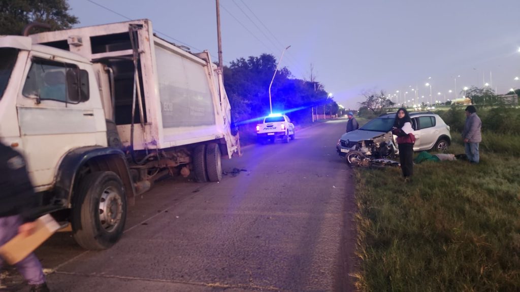 Accidente múltiple deja como saldo una persona lesionada