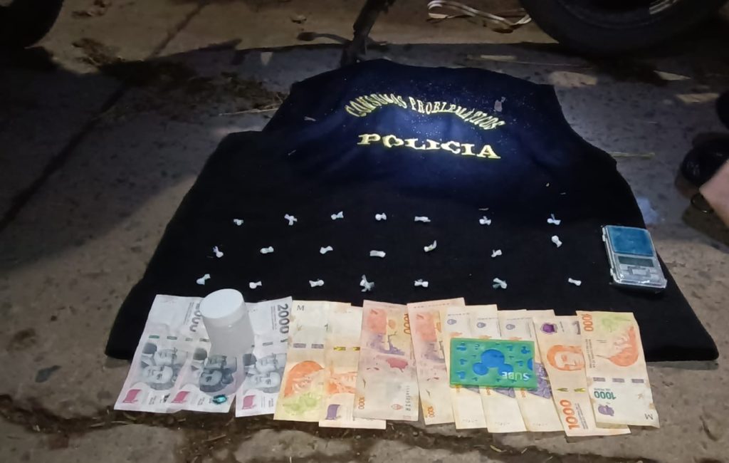 Detienen a un hombre con más de 20 bochitas de cocaína