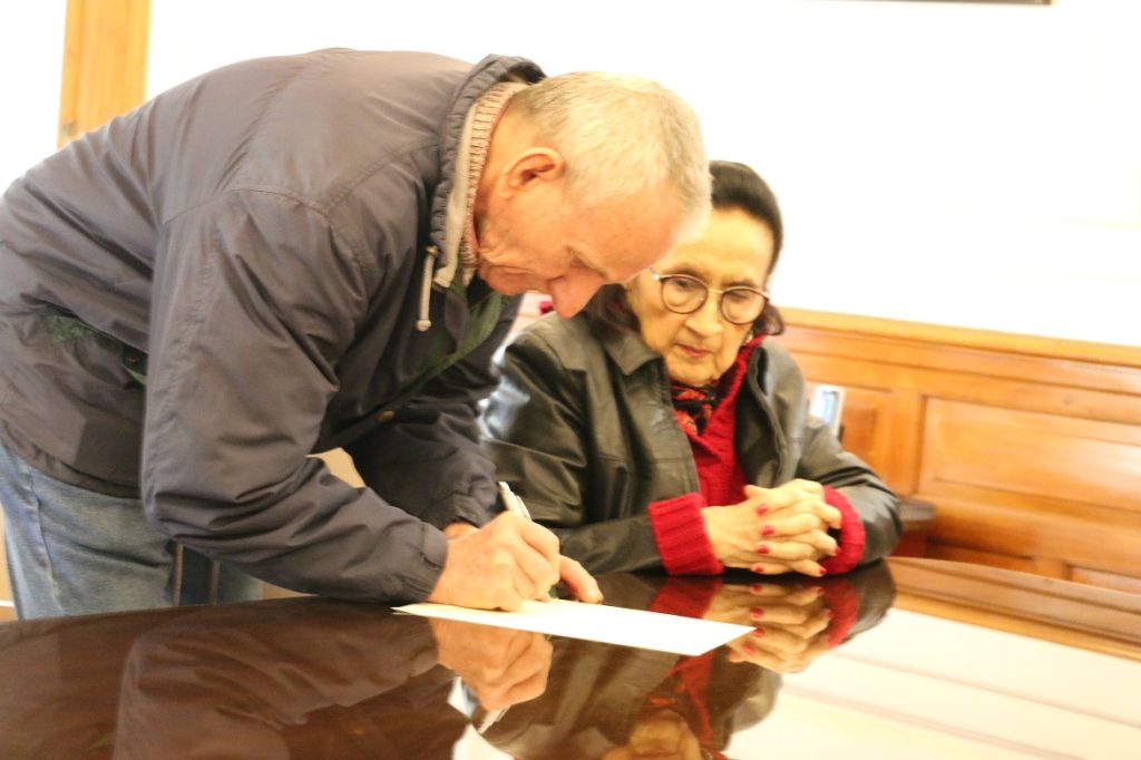 Se formalizó la firma de escrituras de inmuebles cedidos por docentes a la UNNE Se formalizó la firma de escrituras de inmuebles cedidos por docentes a la UNNE