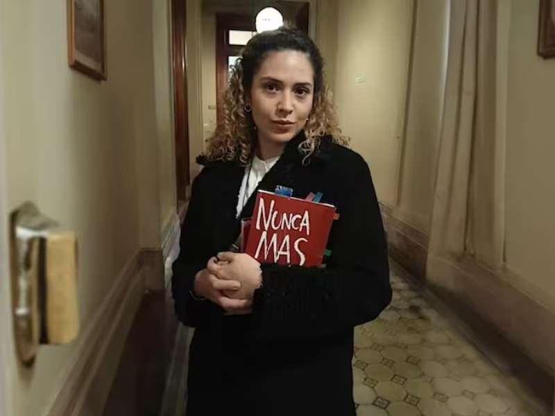 Visita a genocidas: la diputada Arrieta abrió la compuerta hacia quienes conspiran contra los juicios Visita a genocidas: la diputada Arrieta abrió la compuerta hacia quienes conspiran contra los juicios