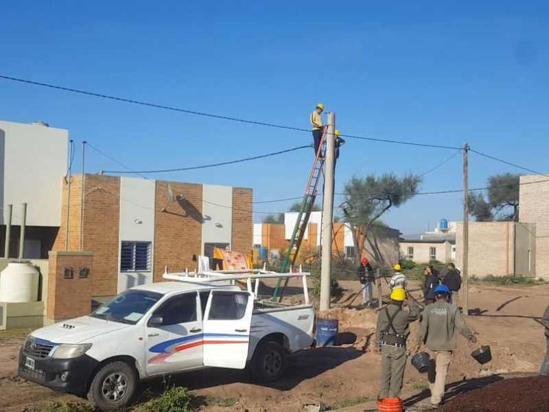 Avanzan obras de infraestructura en 72 viviendas de Juan José Castelli Avanzan obras de infraestructura en 72 viviendas de Juan José Castelli