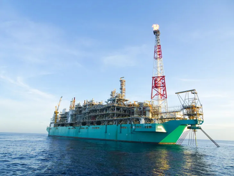 Crecen versiones de que Petronas se baja del megaproyecto de GNL de YPF Crecen versiones de que Petronas se baja del megaproyecto de GNL de YPF