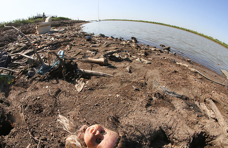 La bajante del Río Paraná se acentúa y empiezan a faltar los surubíes en la región La bajante del Río Paraná se acentúa y empiezan a faltar los surubíes en la región
