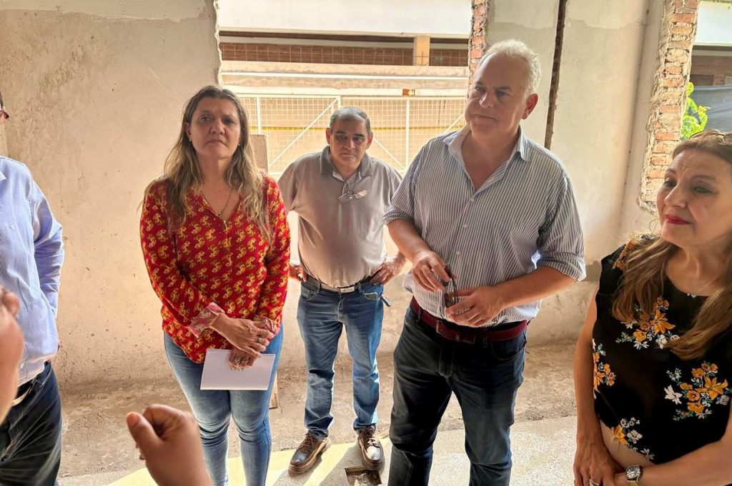 Villa Ángela: “Para el gobernador, es importante terminar las obras de la ENS N°9”, aseguró el ministro Domínguez