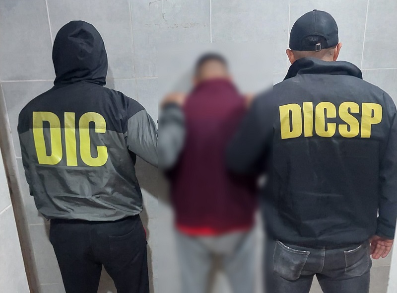 Capturaron a uno de los presuntos autores de un robo a mano armada en Sáenz Peña Capturaron a uno de los presuntos autores de un robo a mano armada en Sáenz Peña