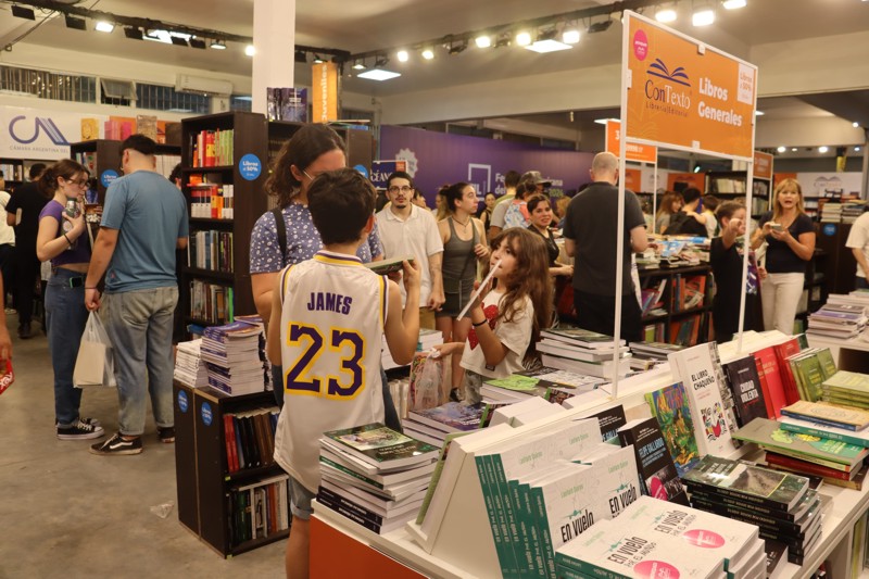 Valoran la presencia de distintas áreas del Municipio en la FIL 2024 Valoran la presencia de distintas áreas del Municipio en la FIL 2024