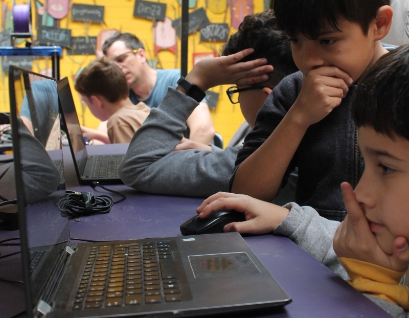 Desarrollo de Videojuegos en el Cecual Desarrollo de Videojuegos en el Cecual