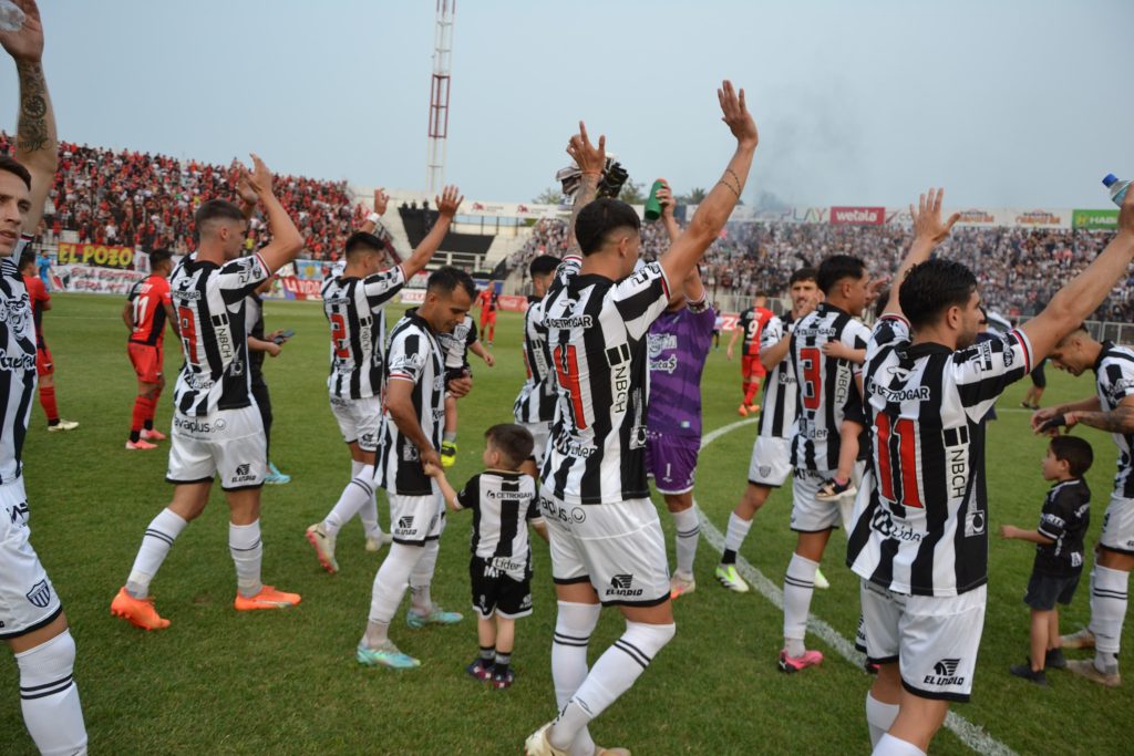 Primera Nacional: For Ever visita este domingo a Estudiantes de Río Cuarto