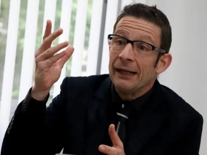 Diego Giacomini: “Milei sabe que si abre el cepo, le salta el dólar, se le acelera la inflación y se le acaba la mentira” Diego Giacomini: “Milei sabe que si abre el cepo, le salta el dólar, se le acelera la inflación y se le acaba la mentira”