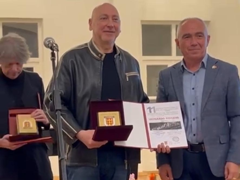 El artista chaqueño Leonardo Gotlyeb conquistó un premio mundial de gráfica El artista chaqueño Leonardo Gotlyeb conquistó un premio mundial de gráfica